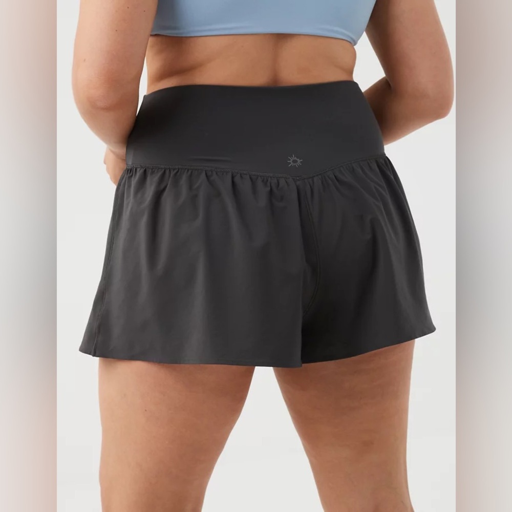 Offline By Aerie | Real Me Crossover Flowy Short - Picture 2 of 9